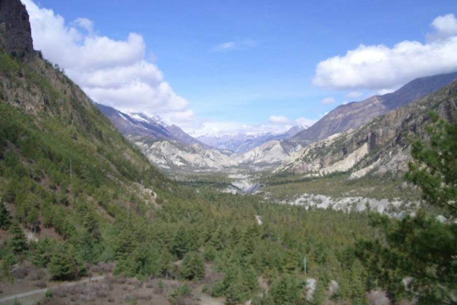Explore Nyeshyang Valley Trek