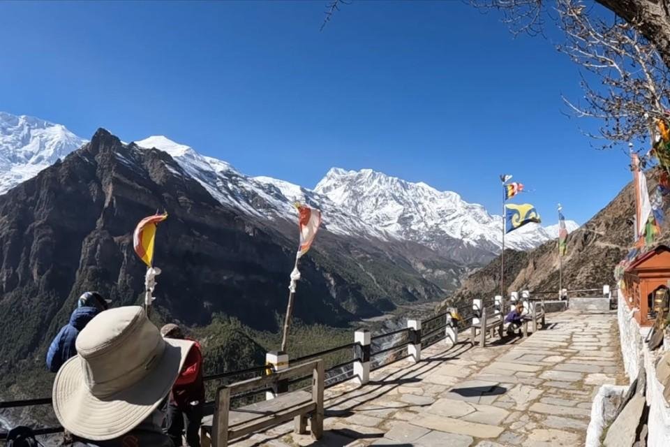 Explore Annapurna Circuit Express Trek