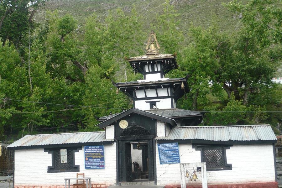 Explore Mustang Trek via Muktinath with activities like Trekking