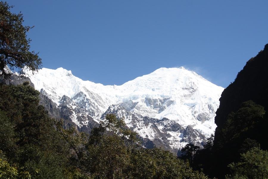 Explore Tamang heritage, Langtang, Gosaikunda & Helambu trek